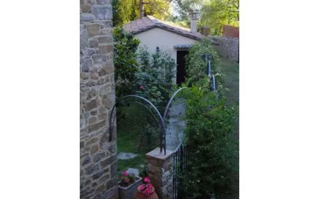 Beautiful Private Villa for 10 People with Private Pool, WIFI, TV, Pets Allowed and Parking