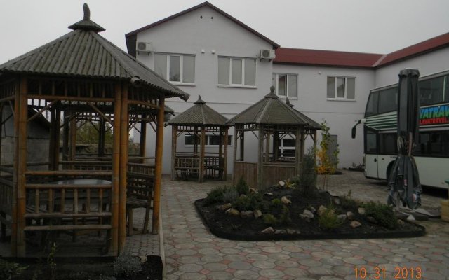 irisHotels Mariupol