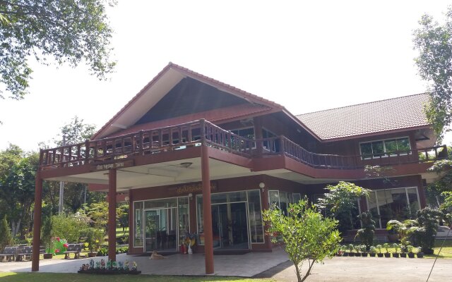 Phuaob Namsai Country Resort
