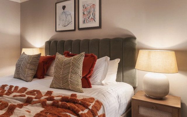 YourApartment  Cotham Arms