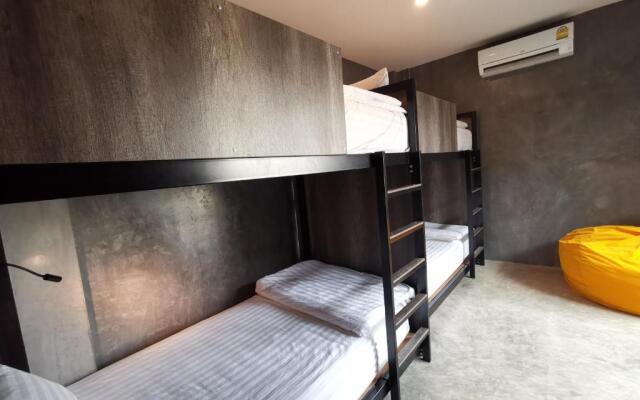 Norn Nee Nor Hostel&Cafe