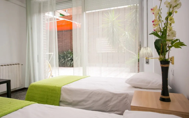 Apartment With Large And Private Terrace