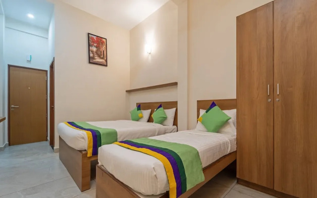 Itsy Hotels Avani Stays, Vyttila, Kochi