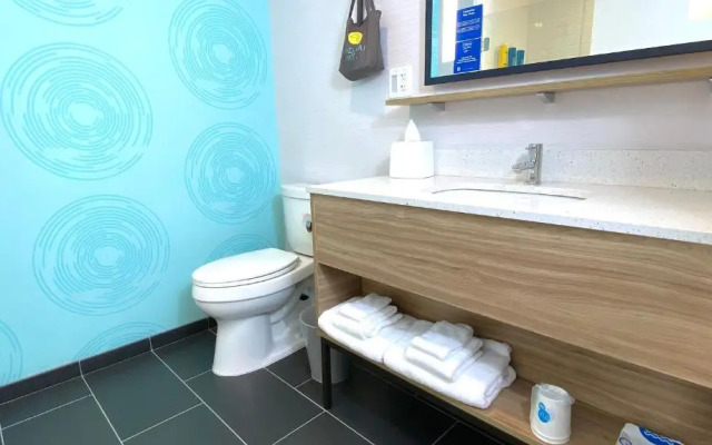 Tru by Hilton Manassas