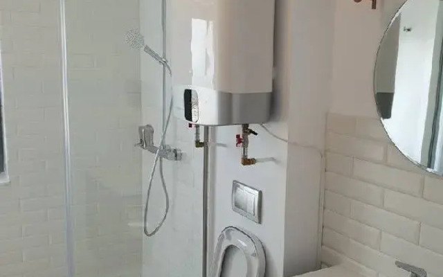 Wave 2 Promenada Apartments