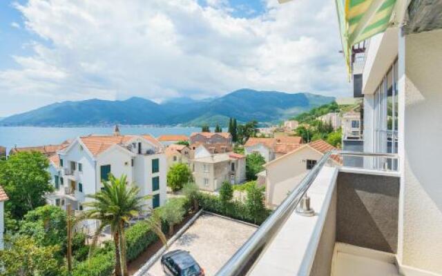 Donja Lastva Apartments