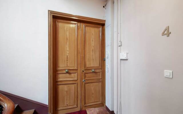 Comfortable Parisian Home 2mins From Metro Line 7