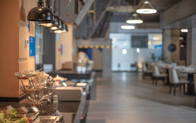 Holiday Inn Express Beijing Shijingshan Parkview by IHG