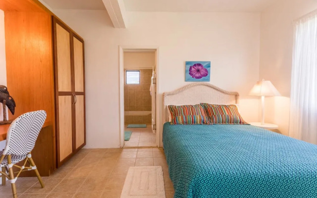 Coralito Bay Suites & Villas