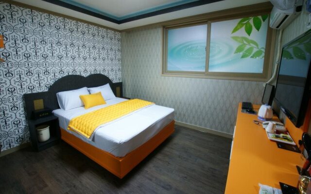 Olleh Motel