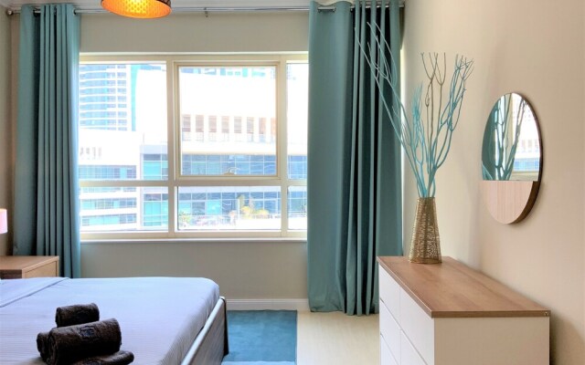 Ascapes Holiday Homes Marina Quays West