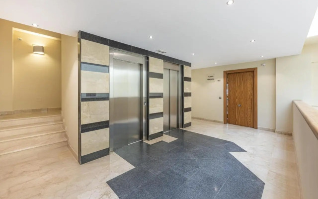 2218-Duplex first line beach with sea view
