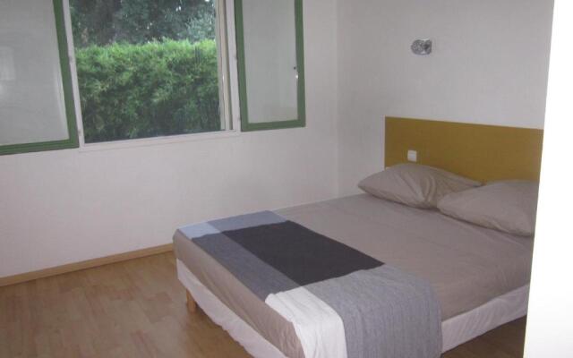 Belle villa 200m² Grimaud (flipers, babyfoot et piscine)