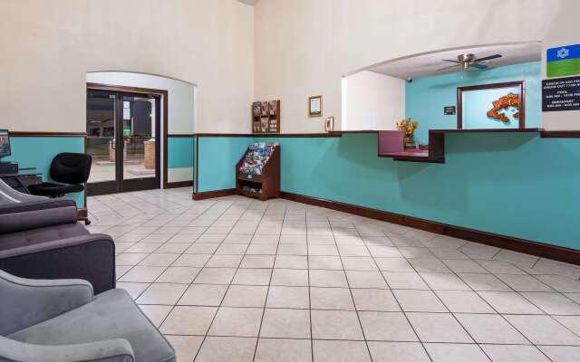 SureStay Hotel by Best Western Greenville