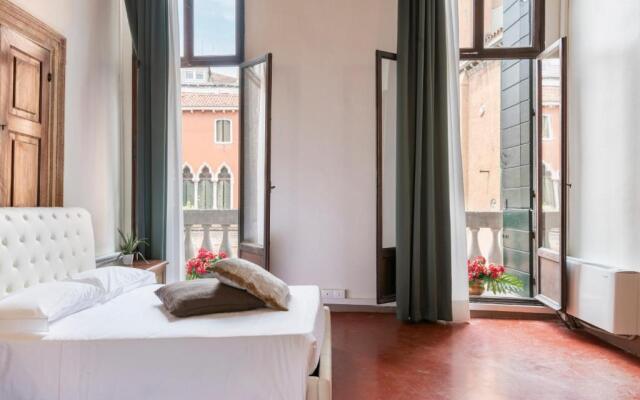 Venice Luxury Apartments