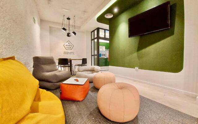 Atypicap Capsule Hostel