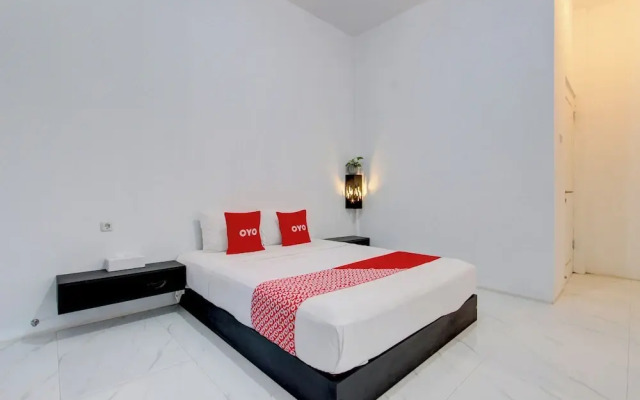 OYO 93885 D'harjo Guesthouse
