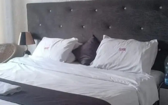 Nur Complex Hotel