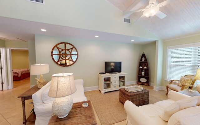 Arrive Duplex by Jekyll Realty