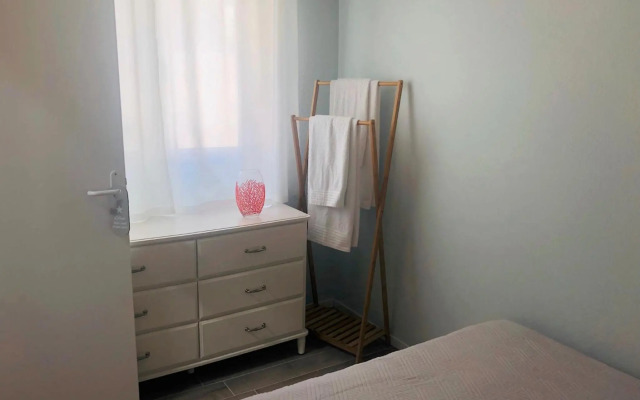 House Sidro, Stari Grad