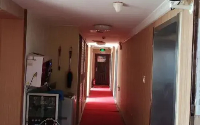 Luntai Bauhinia Hotel