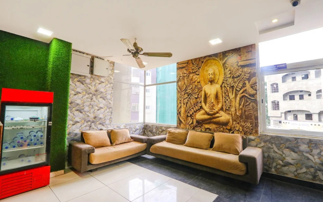 OYO Townhouse 1019 Galaxy Suites