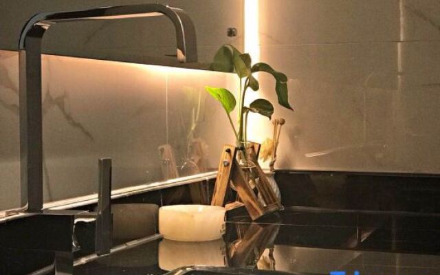 Yufeng Jade Hotel (Jianjiang Avenue Branch, Duyun City)