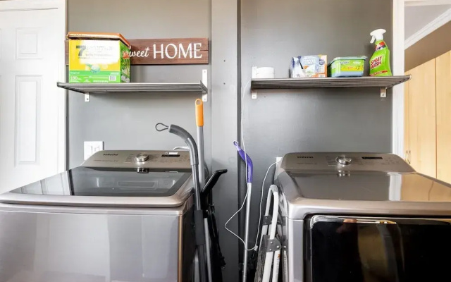 Riverfront Penthouse Suite