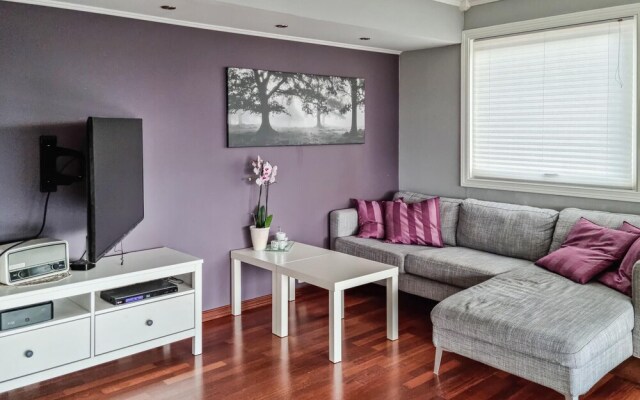 Nice Home in Kristiansand With 4 Bedrooms and Wifi
