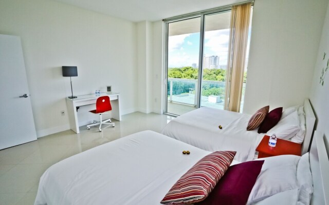 One Broadway Luxury Suites Downtown