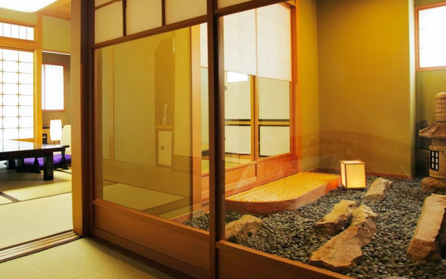 Enraku