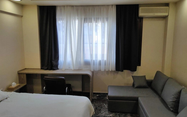 Agias Sofias Street Luxurious Studio