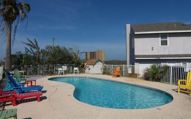 Pelican s Place LCV23