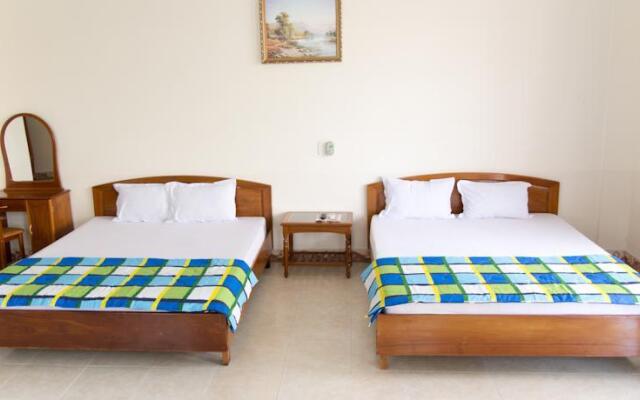 Ngoc Tien Hotel