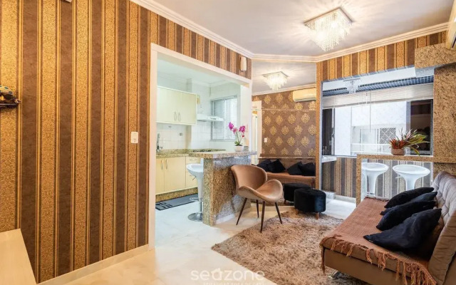 Apartamentos a 400 m da Praia em BC - CEV