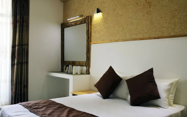 The Tenth Hotel