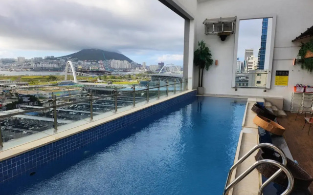 Hound Hotel Busan Station