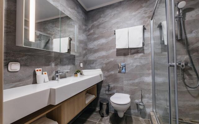 Yes Botanical Apartments