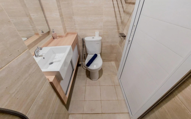 Elegant and Comfort 2BR Apartment at Springwood Residence Tangerang