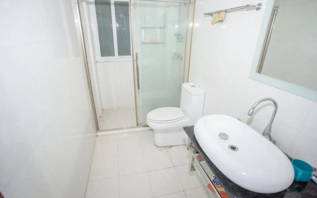 Laiyin Garden City Hostel