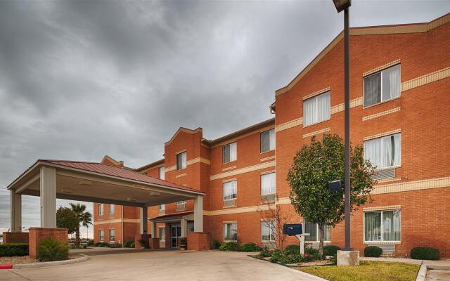 Best Western Lockhart Hotel & Suites