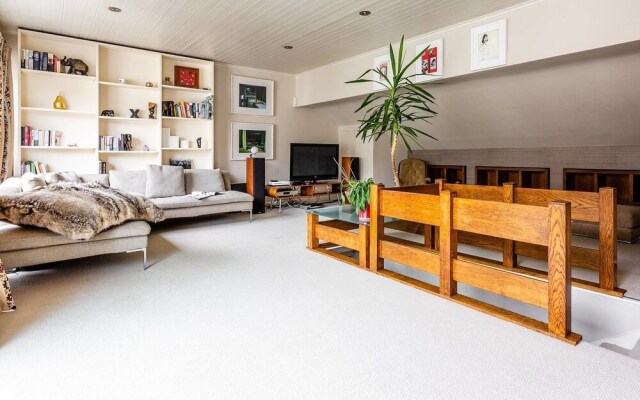 Trendy 2br Duplex Apartment in Paddington