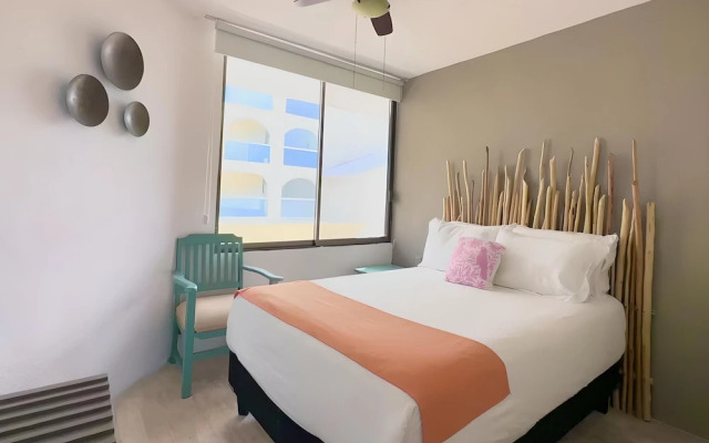 Beachfront and Ocean View Apartment