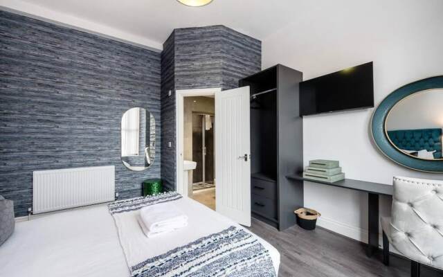 Host Apartments The Kensington Townhouse