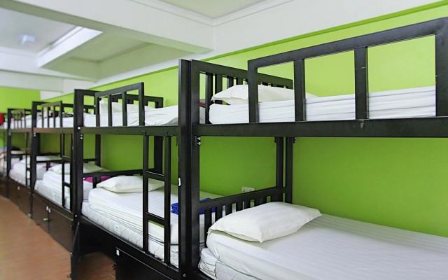 The Travel Hub Guesthouse