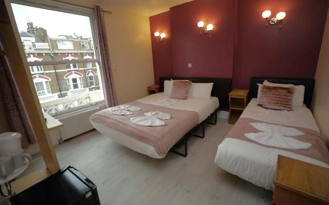 Holland Inn Hotel