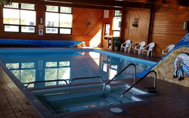 Black Hawk Motel and Suites