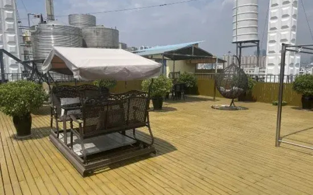 International Youth Apartment
