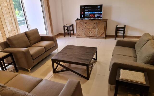 Royale Suites by Arc Royal Luxury Apts