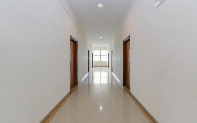 Country Club Pune By OYO Rooms